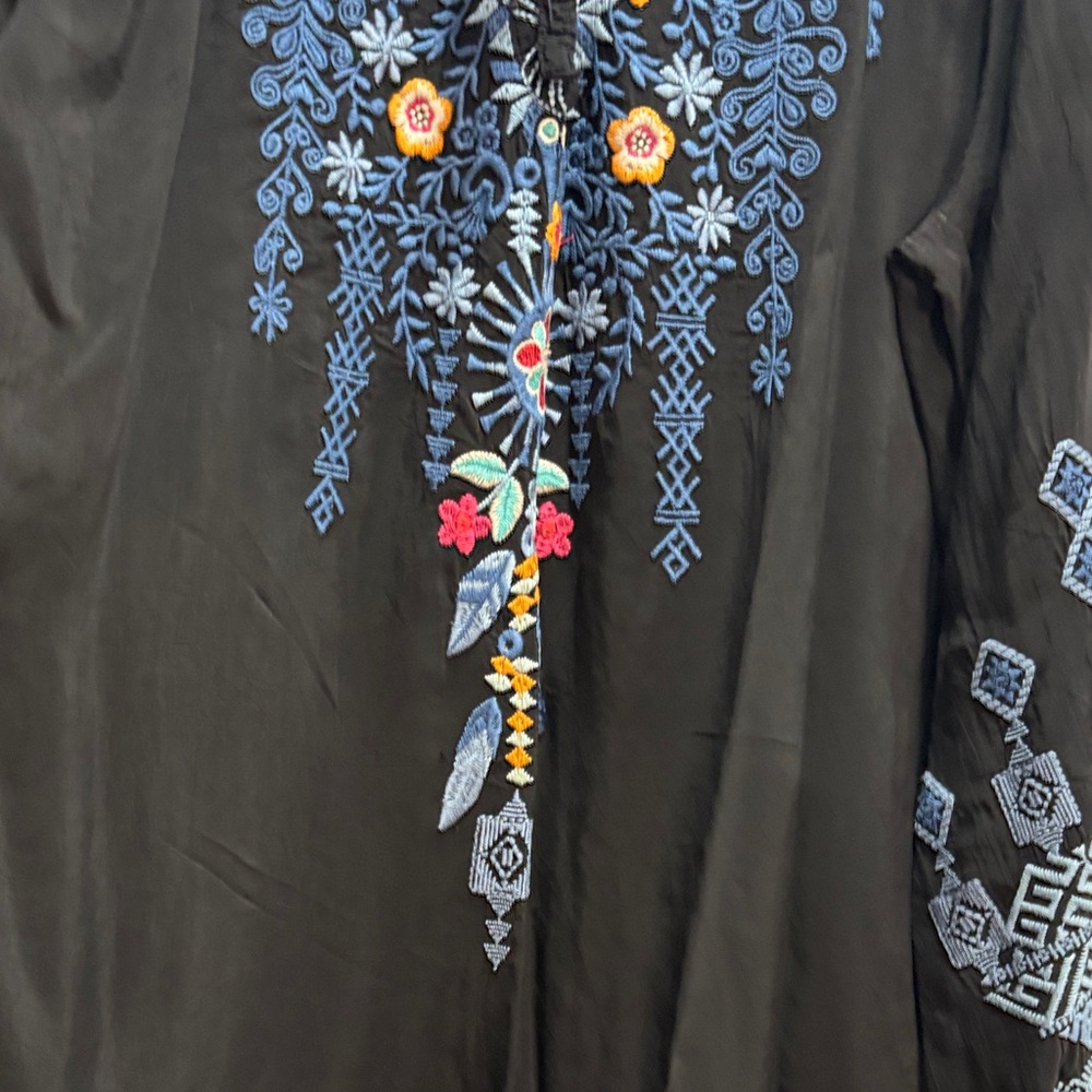 Johnny Was Black lightweight Blouse with Multicolor Embroidery XL tie at neck - Picture 8 of 15